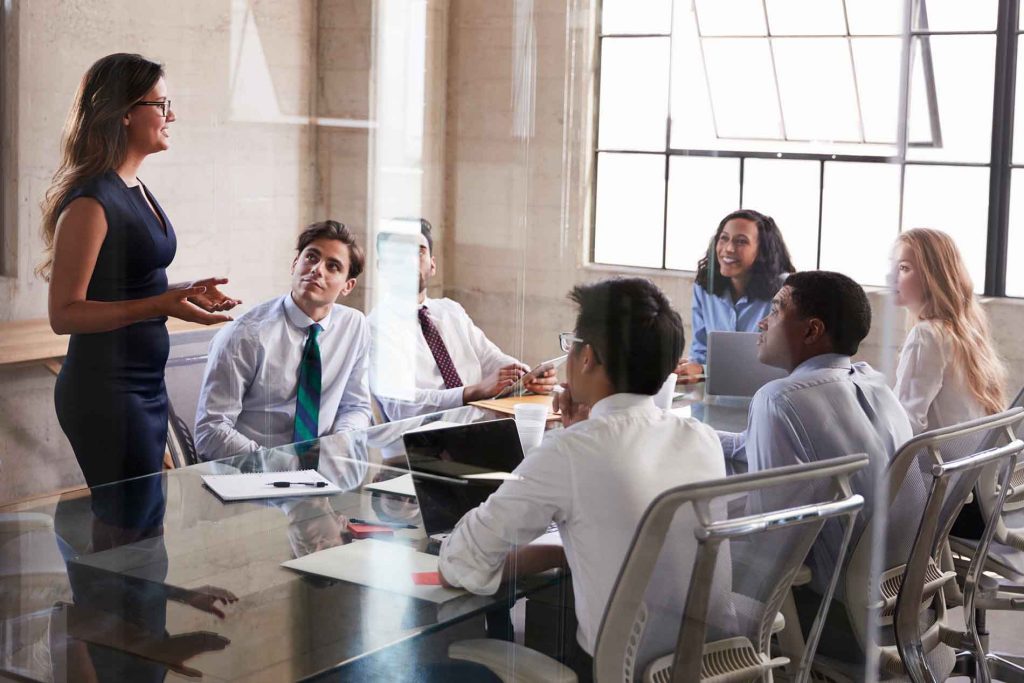 MBA ONLINE 2 shutterstock 1147735304